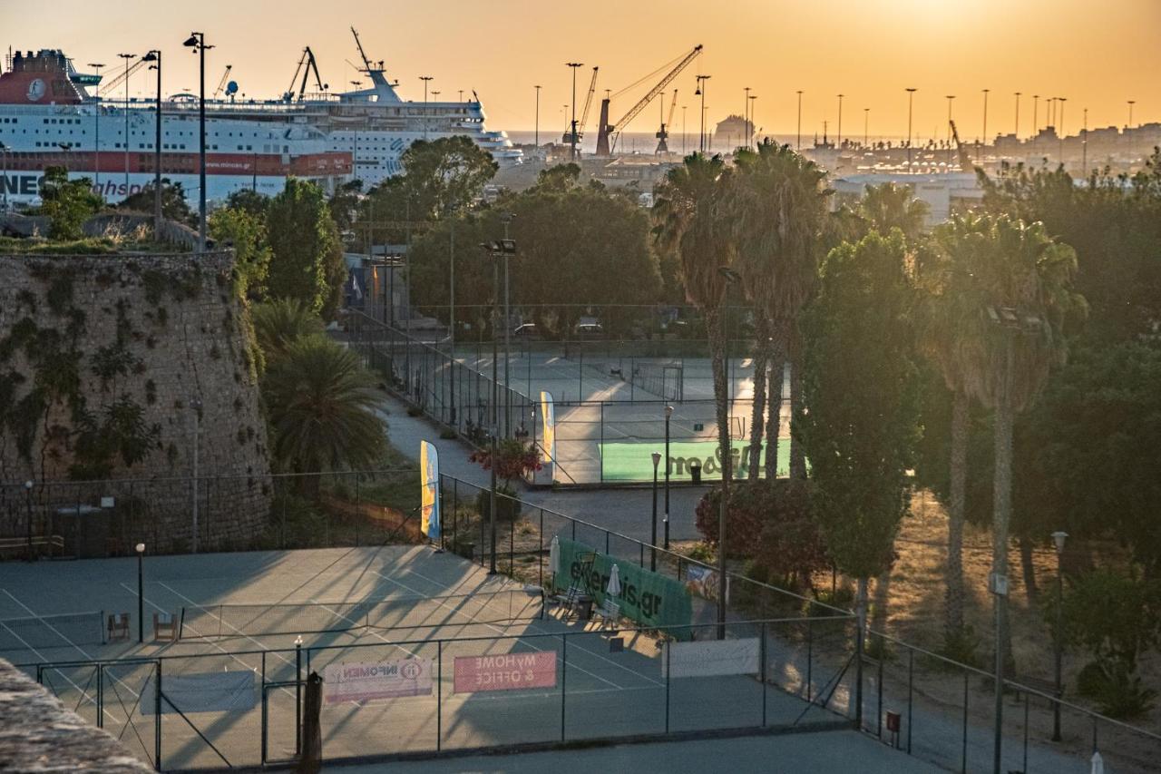 The Venetian Walls Smart Apartments Ираклион Экстерьер фото